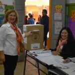 nancy romero votando