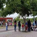 niños comedor azu (1)