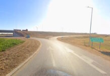 Grave incidente vial: una mujer se arrojó de un vehículo en movimiento