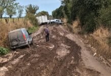 Blangino pidió cuidar el camino entre Comechingones y Río Primero tras las lluvias Camino rural entre Comechingones y Río Primero afectado por el barro tras las lluvias