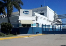 Vicentin elevó a US$3,5 millones su oferta por ARSA, la láctea que elaboraba yogures y postres para SanCor Fachada de la planta vinculada a ARSA y SanCor sobre el camino a Monte Cristo