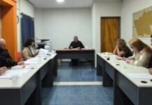 Río Primero: aprobaron por desempate la escrituración de un lote del FOMUVI Reunión del Concejo Deliberante con una autoridad presidiendo la sesión